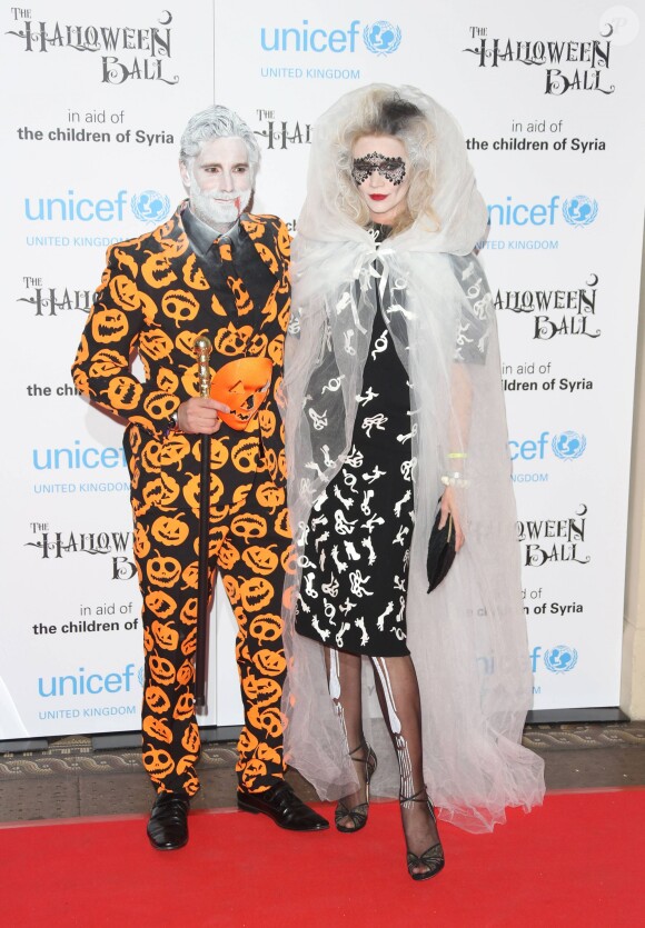 Jodie Kidd, David Blakeley lors du Bal Halloween organisé au One à Londres au profit de l'UNICEF le 31 octobre 2013