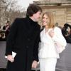 Antoine Arnault et Natalia Vodianova, amoureux, arrivent en mars 2013 au défilé de la maison Dior