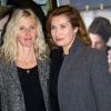 Sandrine Kiberlain et Emmanuelle Devos complices lors de la première du film Violette à Paris, le 4 novembre 2013.