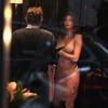 Exclusif - Stephanie Seymour achète des sous-vêtements sexy dans une boutique Agent Provocateur, en présence de son mari Peter Brant. Milan, le 22 octobre 2013.