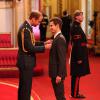 Andy Murray à Buckingham Palace, après avoir été fait Officier de l'Ordre de l'Empire Britannique par le prince William, le 17 octobre 2013