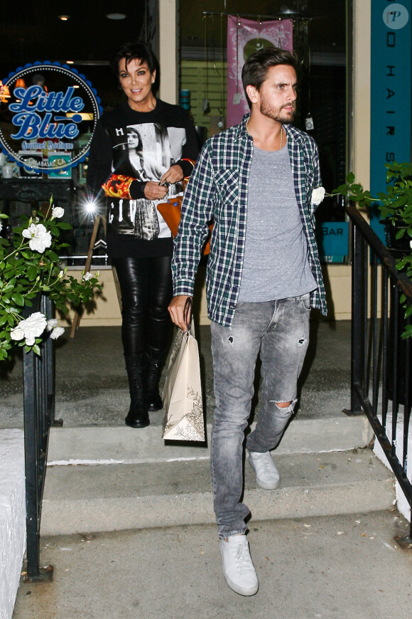 Kris Jenner et Scott Disick quittent le restaurant Shibuya Sushi à Calabasas, le 8 novembre 2013.