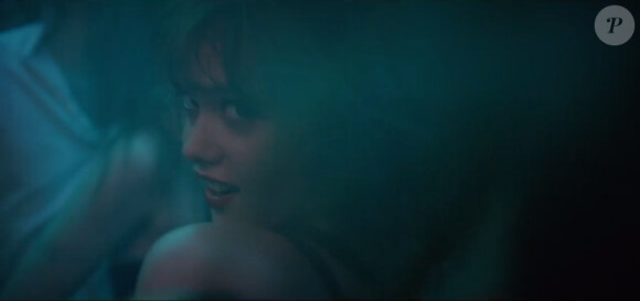 Mathilde Wanier, l'ex-conquête de Nicolas Bedos, dans un spot de prévention contre les MST de l'association AIDES - novembre 2013