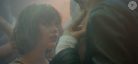 Mathilde Wanier, l'ex-conquête de Nicolas Bedos, dans un spot de prévention contre les MST de l'association AIDES - novembre 2013