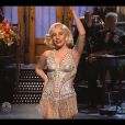 Lady Gaga au Saturday Night Live sur NBC, à New York le 16 novembre 2013.