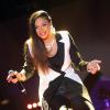 Zaho reçoit le prix de meilleure artiste féminine à la cérémonie des Trace Urban Music Awards 2013, à Paris, le 14 mai 2013.