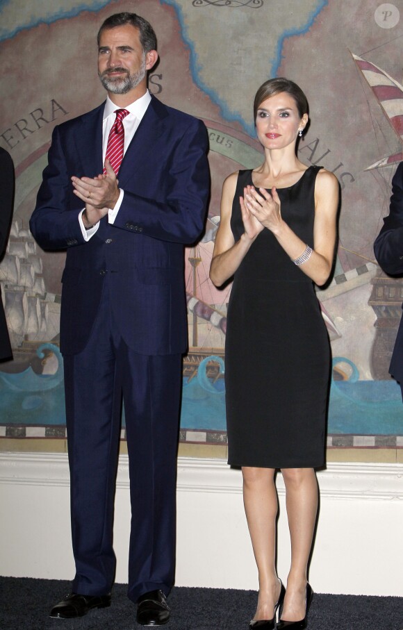 Le prince Felipe et la princesse Letizia ont présidé le dîner de la fondation Espagne-Floride à Miami, le 19 novembre 2013.
