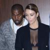 Kanye West et Kim Kardashian, sexy en top transparent, se rendent au Barclays Center à New York. Le 19 novembre 2013.