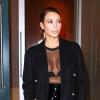 Kim Kardashian, ultrasexy en noir, se rend au Barclays Center pour le concert de son fiancé Kanye West. New York, le 19 novembre 2013.