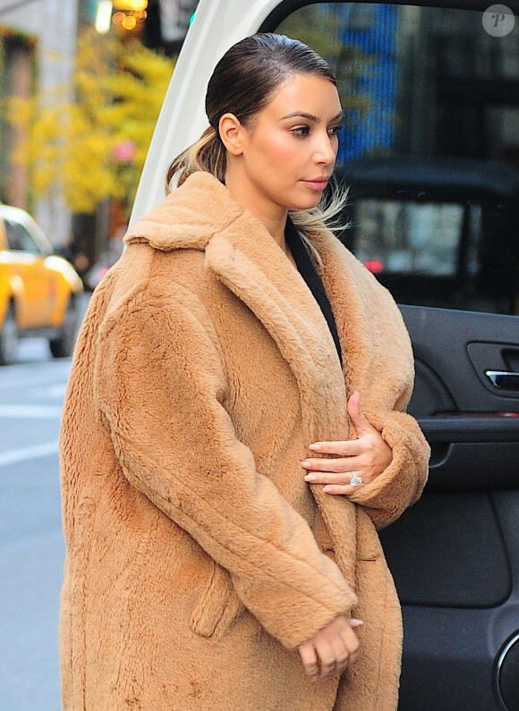 Kim Kardashian, ravissante dans le quartier de SoHo à New York. Le 19 novembre 2013.