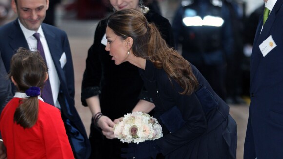 Kate Middleton : Jupe soulevée, la superbe duchesse la joue Marilyn Monroe