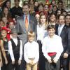 Le prince Felipe et la princesse Letizia d'Espagne ont visité l'école bilingue "K8 Coral Way"  à Miami, le 19 novembre 2013.