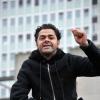 Jamel Debbouze sur le parvis de la gare Montparnasse après la Marche pour l'Egalite, le 20 novembre 2013 à Paris