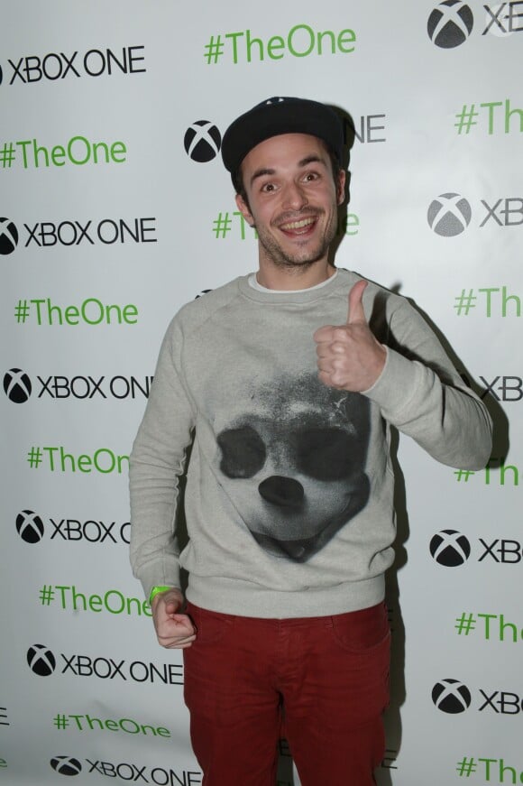 Jérôme Niel lors de la soirée de lancement de la Xbox One à Paris le 21 novembre 2013.
