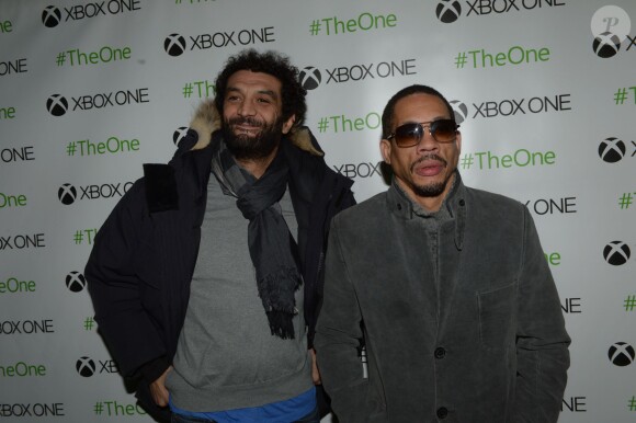 Ramzy Bedia et JoeyStarr lors de la soirée de lancement de la Xbox One à Paris le 21 novembre 2013.