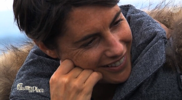 Alessandra Sublet dans la bande-annonce de Fais-moi une place - le 1er décembre 2013 sur France 5
