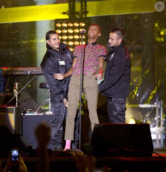 Exclusif - Stromae lors de son concert sur la Grand Place de Bruxelles lors de la fête de la Fédération Wallonie-Bruxelles, le 27 septembre 2013.