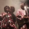 Bertrant Cantat avec Amadou et Mariam sur la scène du festival de Langon, le 29 juillet 2012.