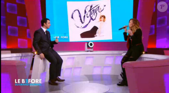 Vitaa et Thomas Thouroude chantent ensemble Game Over dans Le Before du Grand Journal sur Canal + le 28 novembre 2013