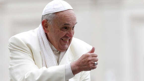 Le pape François videur de boîte de nuit : Son incroyable passé resurgit