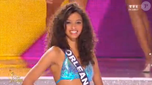 Flora Coquerel, Miss Orléanais, élue Miss France 2014 sur TF1, le 7 décembre 2013