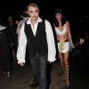 Johnny Hallyday et sa femme Laeticia célèbrent Halloween chez Kate Hudson, à Los Angeles le 26 octobre 2013.