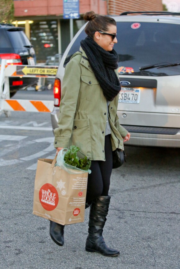 Lea Michele a fait quelques courses chez Whole Foods avec Adam Lambert, à West Hollywood, Los Angeles, le 7 décembre 2013.