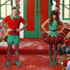Chris Colfer, Lea Michele et Naya Rivera sur le tournage de l'épisode spécial Noël, de la 5e saison de Glee, le 7 novembre 2013 à Los Angeles.