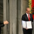 Ahmet Uzumcu, directeur de l'AIOC, a reçu le prix Nobel de la Paix 2013 pour le travail de son organisation, lors de la cérémonie organisée à Oslo le 10 décembre 2013