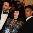 Riccardo Tisci, Madonna et Brahim Zaibat arrivent à la soirée du MET Ball à New York en mai 2013.