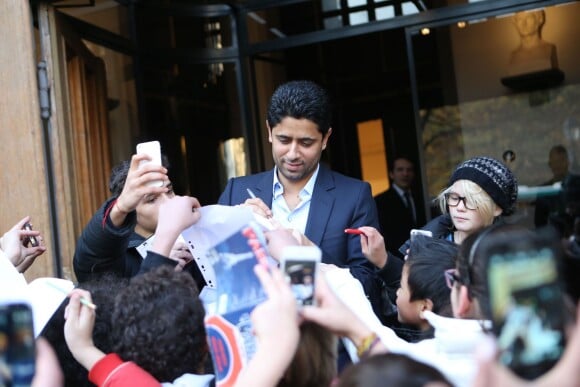 Nasser Al-Khelaïfi après le déjeuner du président qui se tenait au restaurant La Société à Paris, le 12 décembre 2013, et qui réunissait tous les joueurs du PSG et le staff professionnel