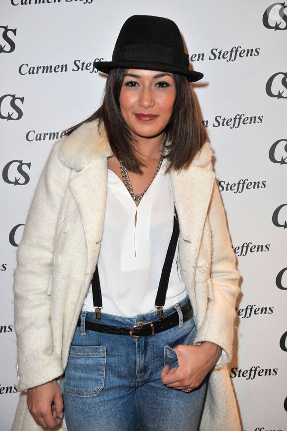 Karima Charni à l'inauguration de la nouvelle boutique Carmen Steffens à Cannes, le 13 décembre 2013.