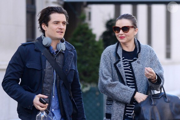 Orlando Bloom et Miranda Kerr, futurs divorcés mais amis, quittent un cabinet médical dans l'Upper West Side à New York. Le 13 décembre 2013.