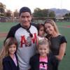 Charlie Sheen a posté ce cliché très familial dimanche 10 novembre 2013 sur son compte Twitter.