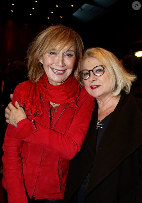 Marie-Anne Chazel et Josiane Balasko à la générale du spectacle de Thierry Mugler au Comedia, Mugler Follies, à Paris, le 18 décembre 2013.
