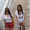Kim Kardashian et sa soeur se relaxent sur la plage de Miami, le 24 septembre 2012.