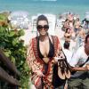 Kim Kardashian prend un bain de soleil à Miami en 2010