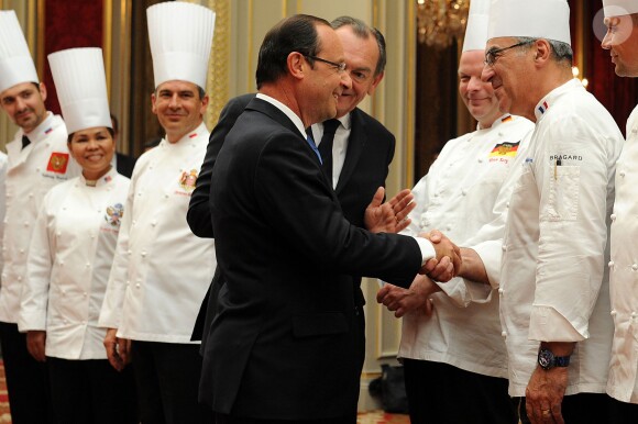 Francois Hollande et Bernard Vaussion, au palais de l'Elysée, le 24 juillet 2012.