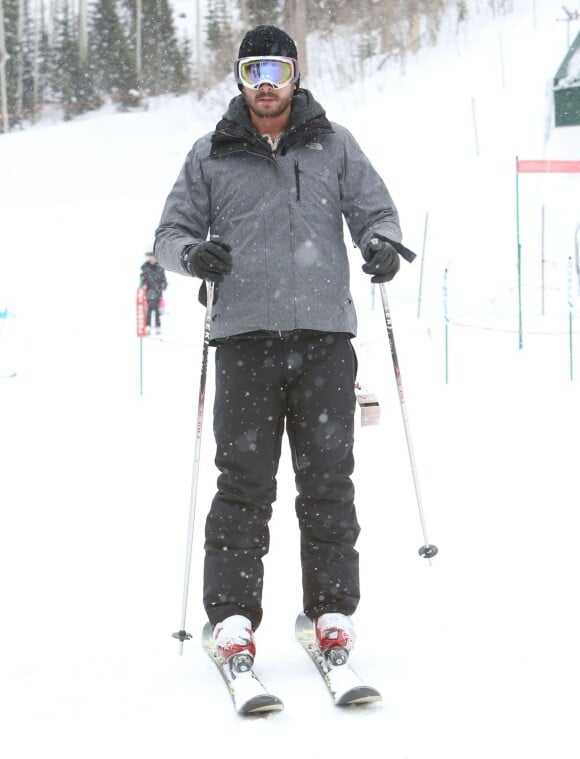 Kim Kardashian, sa sœur Kourtney Kardashian et Scott Disick font du ski à Aspen dans l'Utah, le 31 decembre 2013