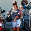 Kourtney Kardashian emmène ses enfants Mason et Penelope à une fete d'anniversaire à Los Angeles, le 15 septembre 2013.
