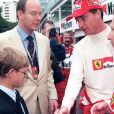  Pierre Casiraghi, le prince Albert de Monaco, Eddie Irvine et Jean Todt, à Monaco le 11 mai 1997.  
