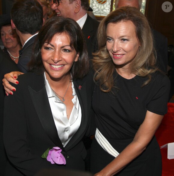 Anne Hidalgo et Valérie Trierweiler à Paris, le 27 septembre 2013.