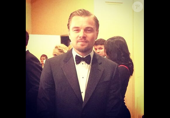 Leonardo DiCaprio dans les coulisses, en backstage, des Golden Globes 2014.