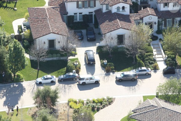 Vue aérienne de la maison de Justin Bieber à Calabasas. La police a annoncé ce mardi 14 janvier 2014 avoir trouvé de la drogue au domicile californien du chanteur Justin Bieber, alors qu'elle perquisitionnait les lieux dans le cadre d'une affaire de vandalisme présumé perpétré par le jeune artiste canadien.