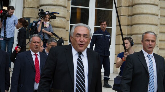 Dominique Strauss-Kahn attaque Régis Jauffret en diffamation