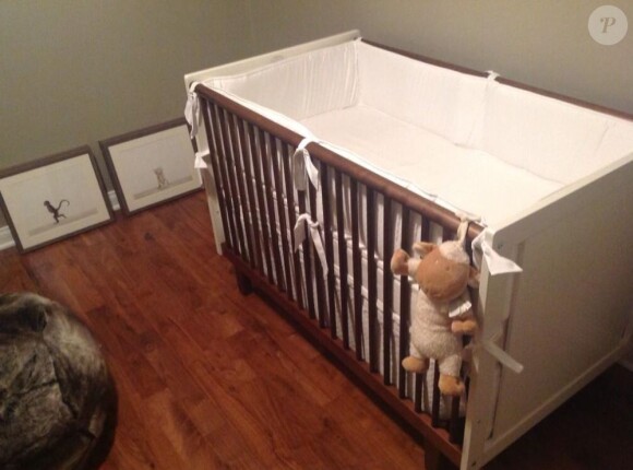 Devon Sawa a publié une photo de la chambre de bébé, sur Twitter, le 2 décembre 2013.