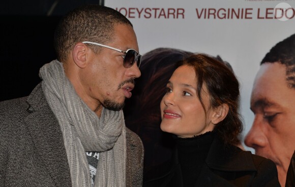 JoeyStarr et Virginie Ledoyen (enceinte) lors de la première du film "Une autre vie" à Paris, le 20 janvier 2014.