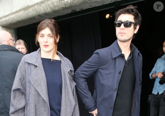 Valérie Donzelli et Jérémie Elkaïm arrive au défilé de mode Hommes Automne-Hiver 2014/2015 Dior Homme à Paris, le 18 janvier 2014.