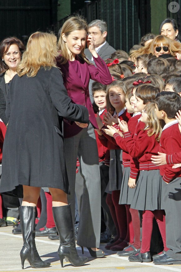 La princesse Letizia d'Espagne présidait dans un établissement d'Almeria le premier Congrès scolaire des maladies rares, le 24 janvier 2014