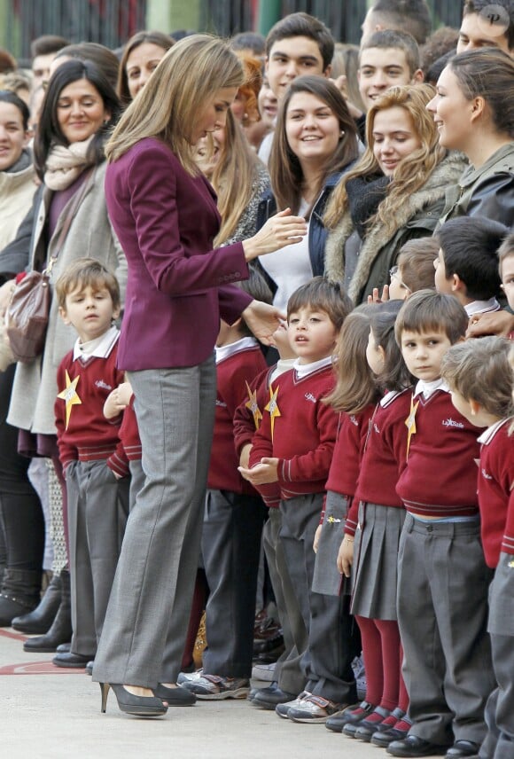 La princesse Letizia d'Espagne présidait dans un établissement d'Almeria le premier Congrès scolaire des maladies rares, le 24 janvier 2014